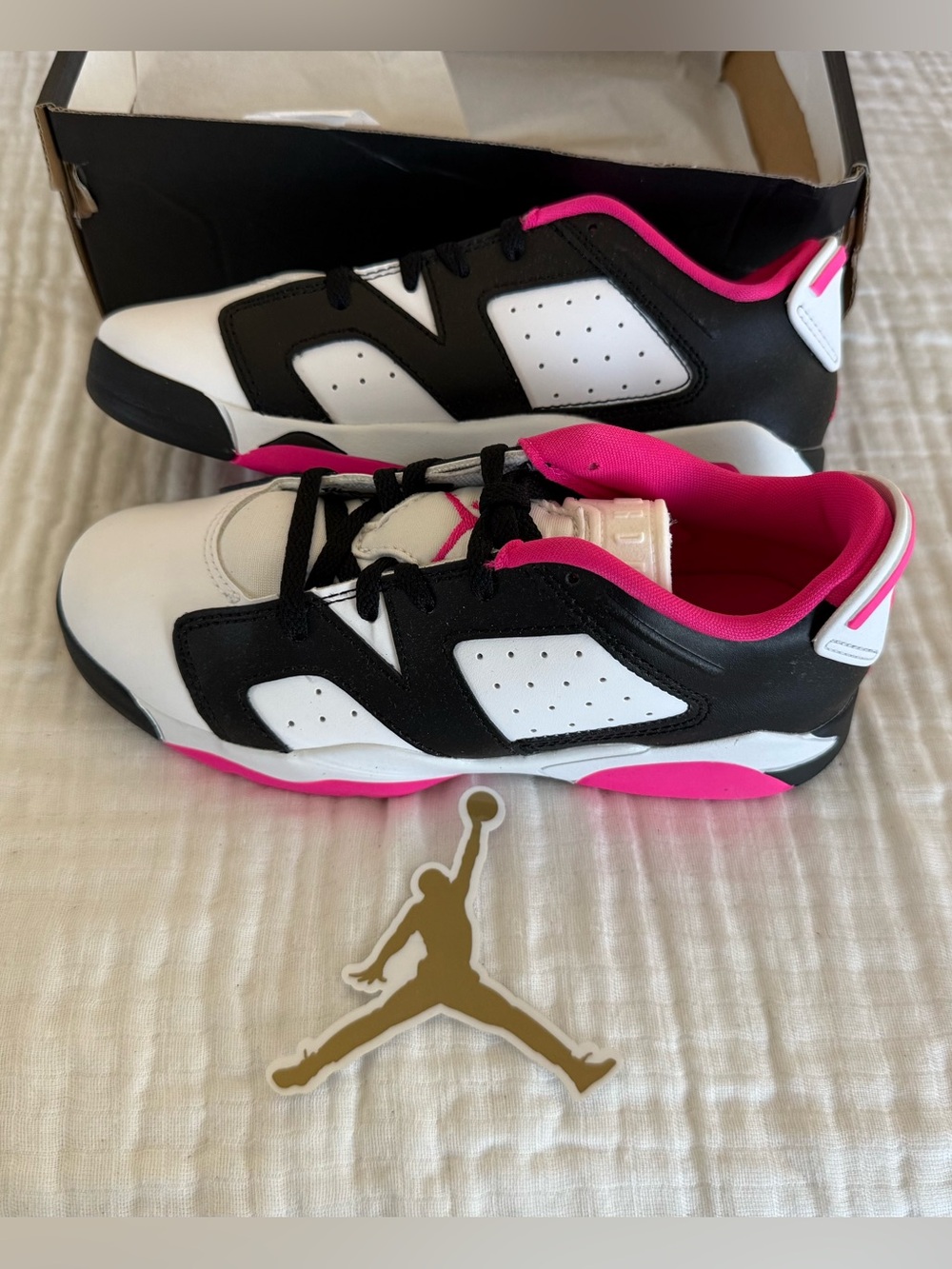 NIB Rare Nike Jordan 6 Retro Low (PS) Sneaker Size 2 Youth